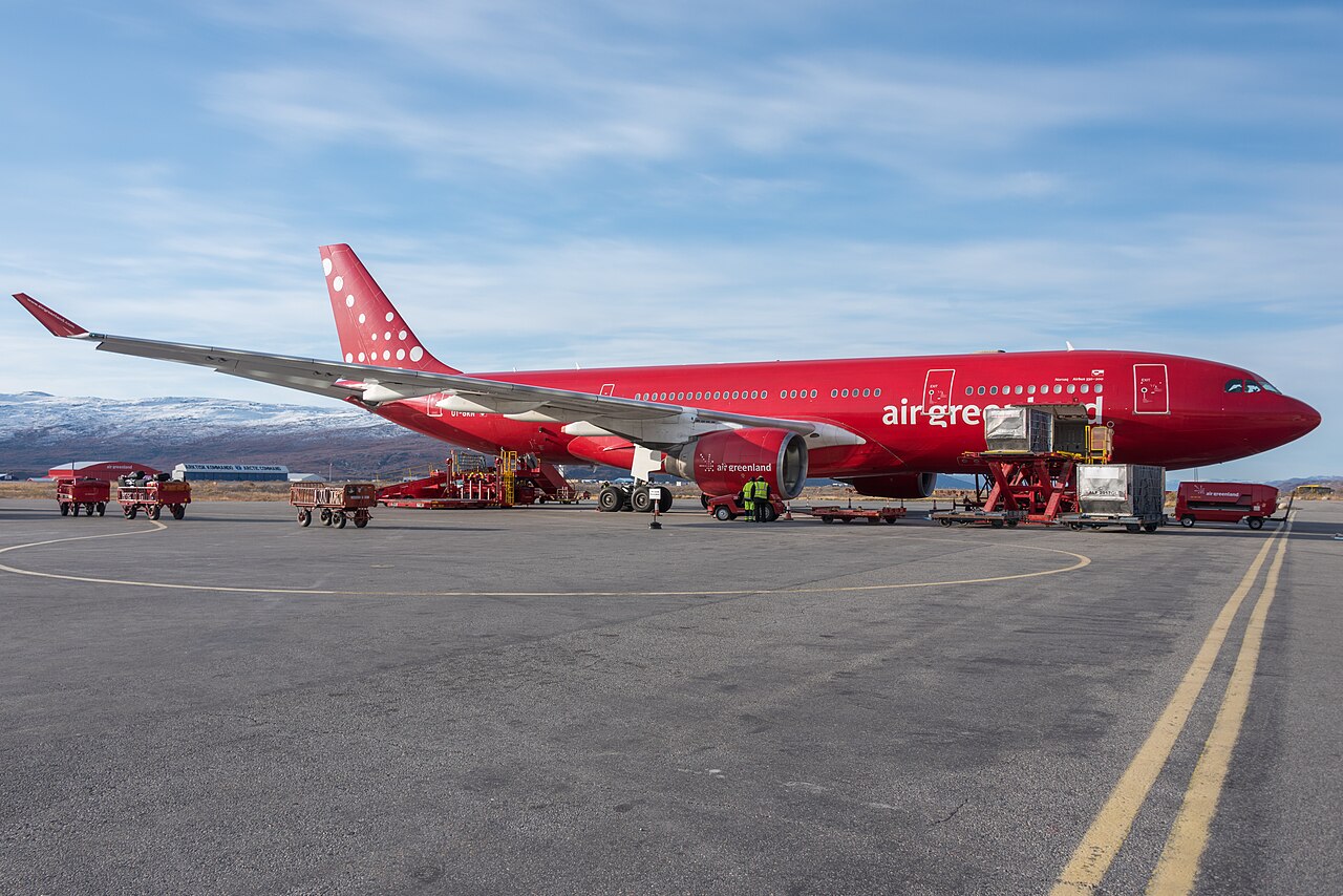 N374HA (Airbus A330-200)