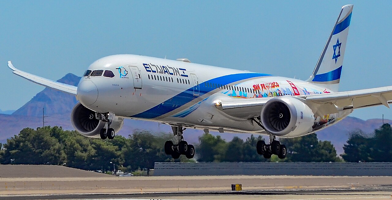 C-FVLZ (Boeing 787-9)